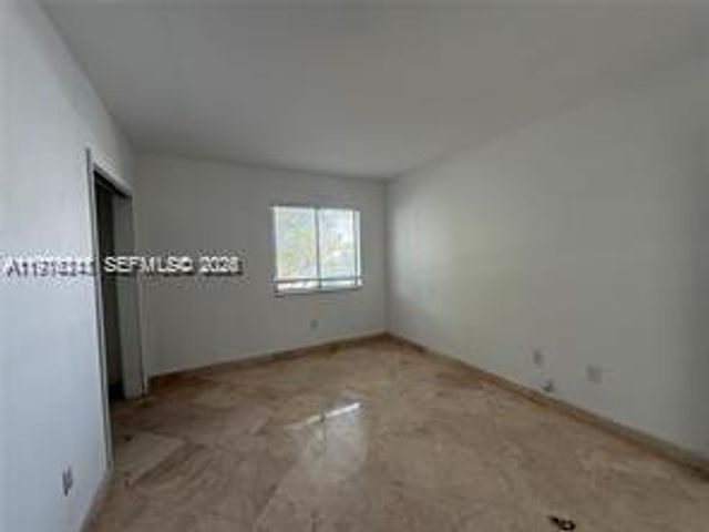 8435 Crespi Blvd 6, Miami Beach, FL 33141