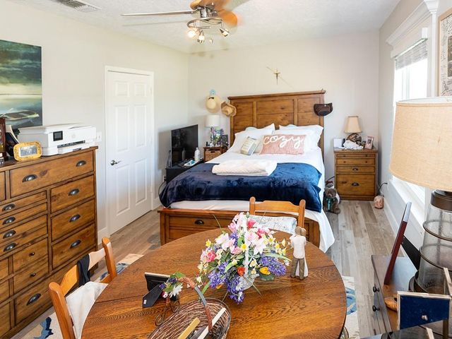 4019 3rd Street, Galveston, TX 77554