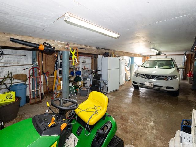 4019 3rd Street, Galveston, TX 77554