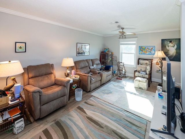 4019 3rd Street, Galveston, TX 77554