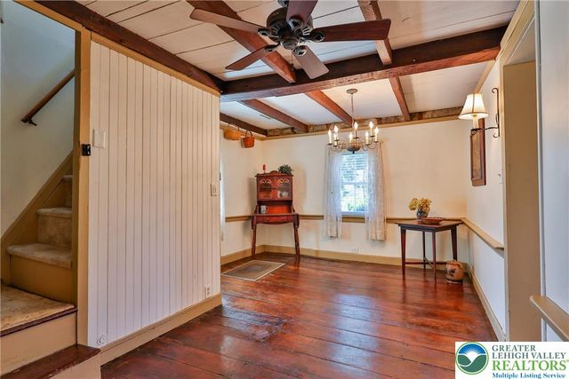 666 Point Phillips Road, Moore Twp, PA 18014