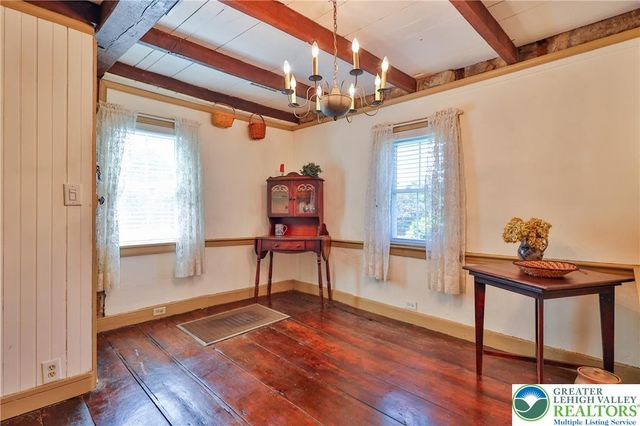 666 Point Phillips Road, Moore Twp, PA 18014