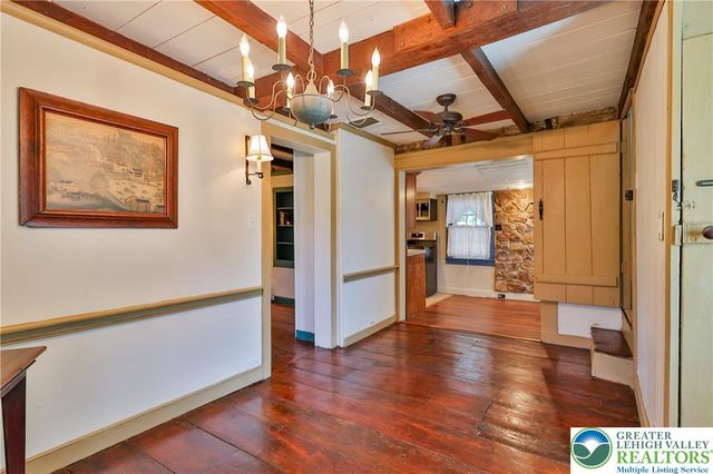 666 Point Phillips Road, Moore Twp, PA 18014