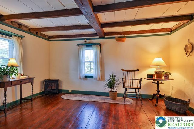 666 Point Phillips Road, Moore Twp, PA 18014