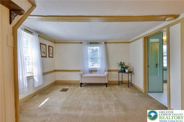 666 Point Phillips Road, Moore Twp, PA 18014