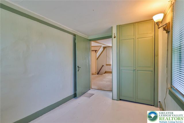 666 Point Phillips Road, Moore Twp, PA 18014