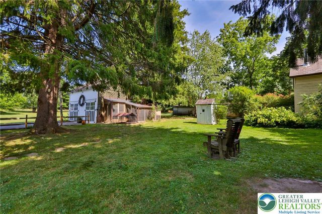 666 Point Phillips Road, Moore Twp, PA 18014