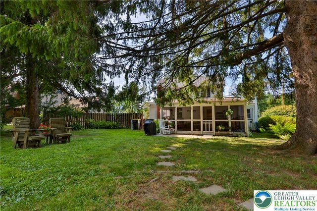 666 Point Phillips Road, Moore Twp, PA 18014
