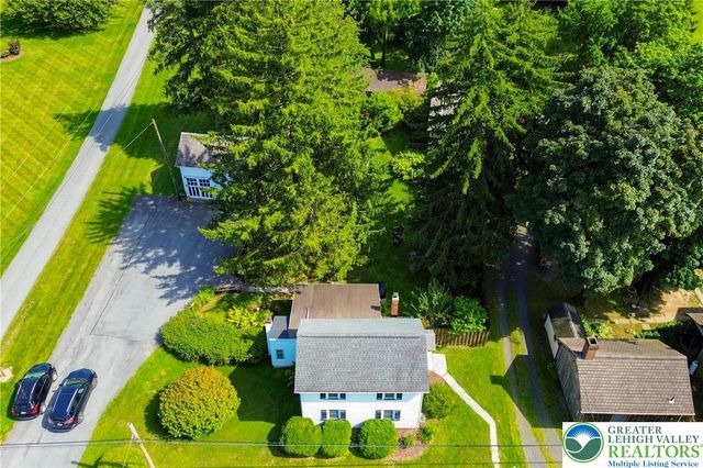 666 Point Phillips Road, Moore Twp, PA 18014