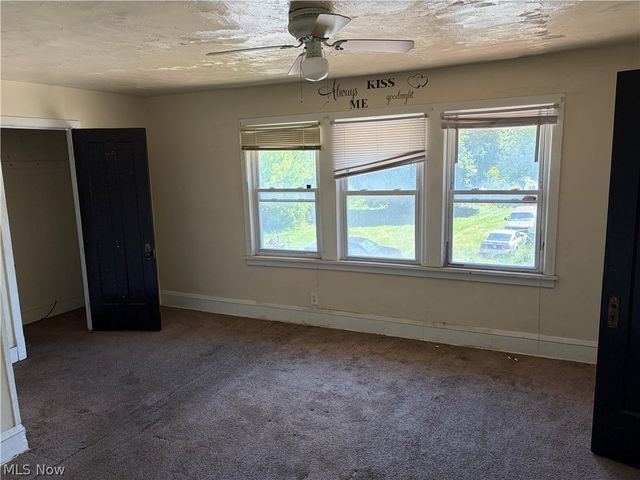 11905 Shadeland Avenue, Cleveland, OH 44108