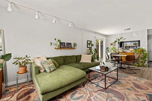 646 Perkins Lane, San Luis Obispo, CA 93401
