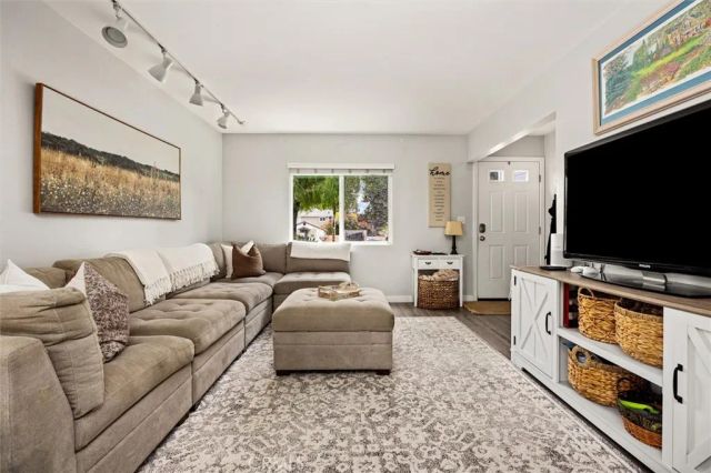 646 Perkins Lane, San Luis Obispo, CA 93401