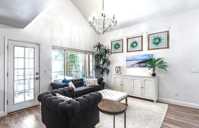 1633 E LAKESIDE Drive 131, Gilbert, AZ 85234