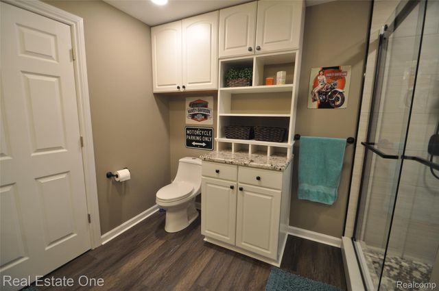 3648 W Tienken Road, Rochester Hills, MI 48306