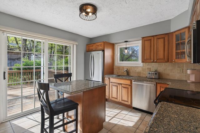 4830 Shady Lane N, Minnetonka, MN 55345