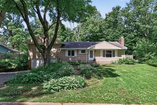 4830 Shady Lane N, Minnetonka, MN 55345