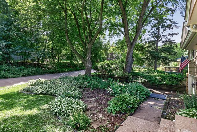 4830 Shady Lane N, Minnetonka, MN 55345