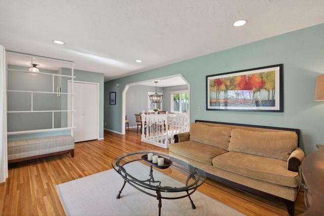 4830 Shady Lane N, Minnetonka, MN 55345