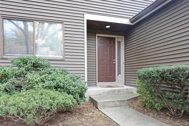 44 Old Lake Road, Congers, NY 10920