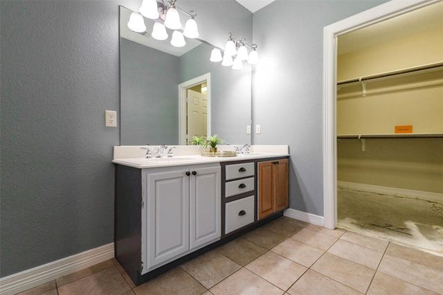 346 Skylark Street, Magnolia, TX 77355