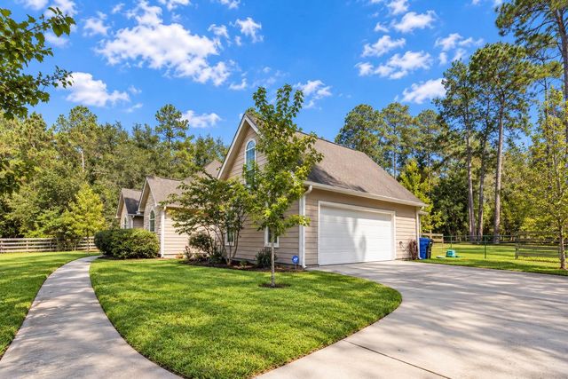 346 Skylark Street, Magnolia, TX 77355