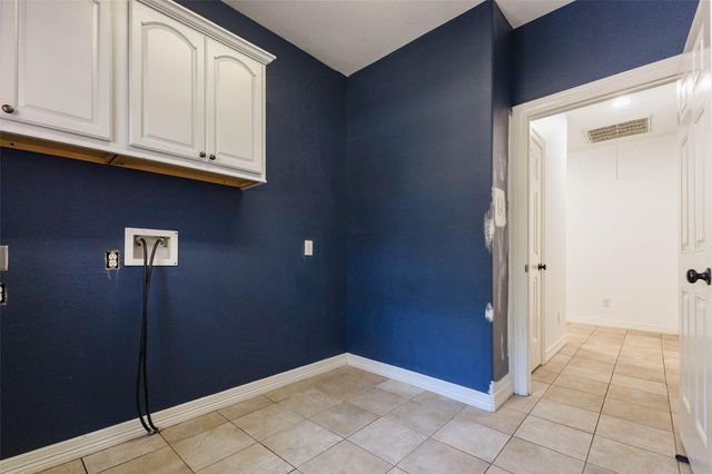 346 Skylark Street, Magnolia, TX 77355