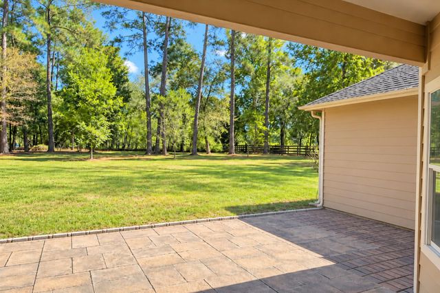 346 Skylark Street, Magnolia, TX 77355