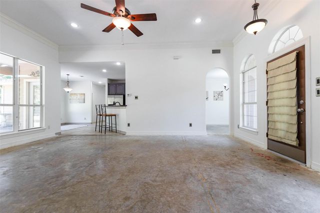 346 Skylark Street, Magnolia, TX 77355