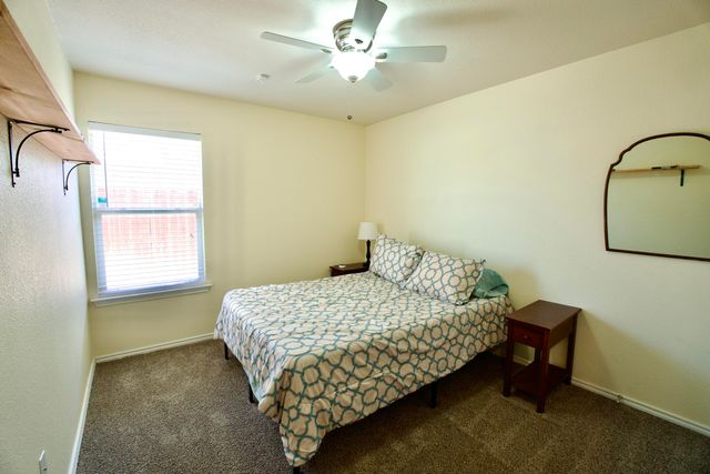 8811 16th Street, Lubbock, TX 79416