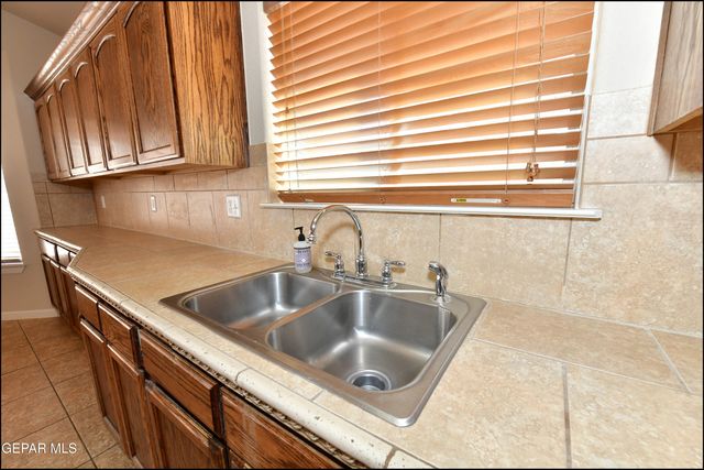 7380 9TH Street, Canutillo, TX 79835