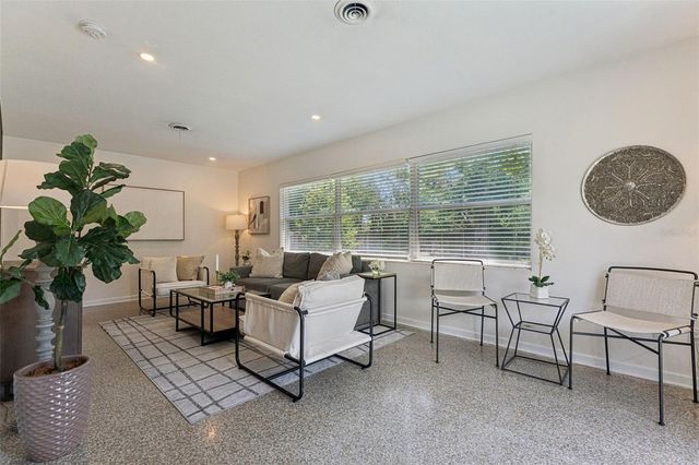 1512 OVERLAKE AVENUE, Orlando, FL 32806