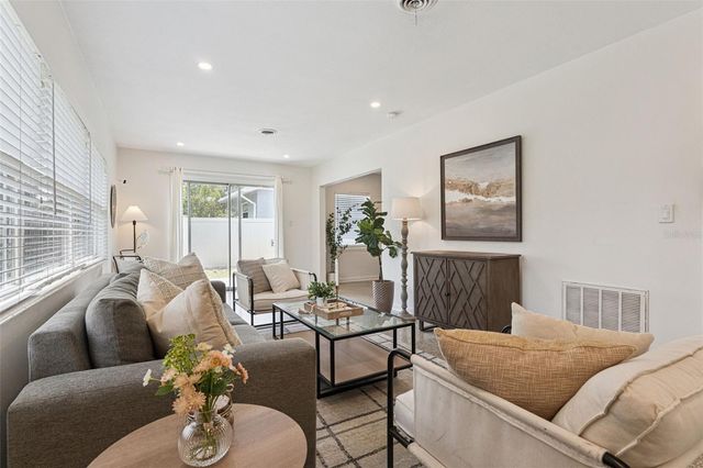 1512 OVERLAKE AVENUE, Orlando, FL 32806