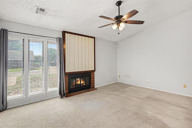 6409 Lyrewood Terrace, Oklahoma City, OK 73132