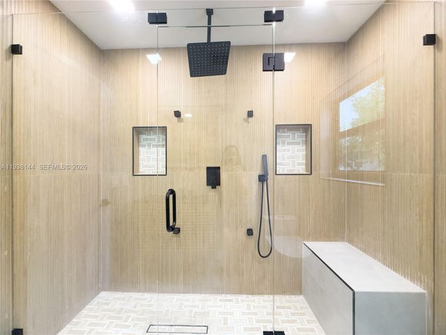 5561 NE 28th Ave, Fort Lauderdale, FL 33308