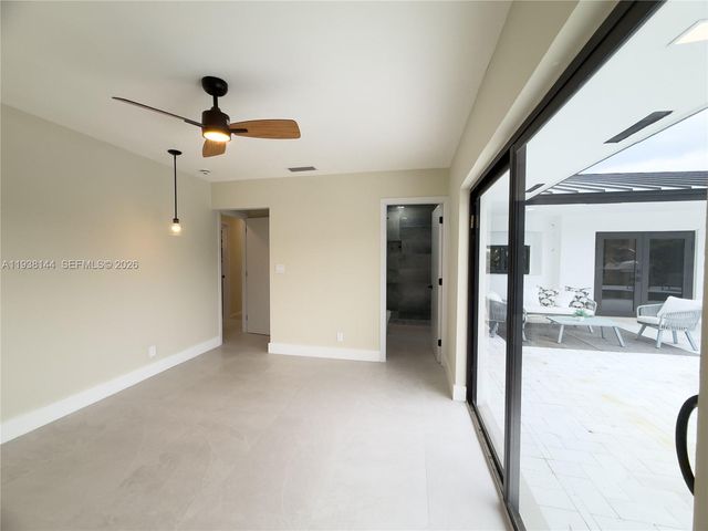 5561 NE 28th Ave, Fort Lauderdale, FL 33308