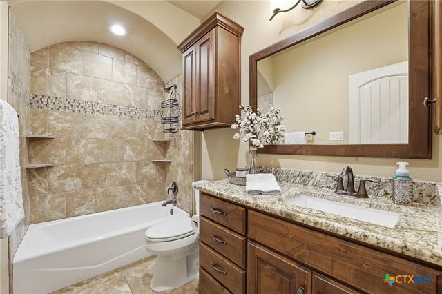 4572 Prairie Summit, Seguin, TX 78155