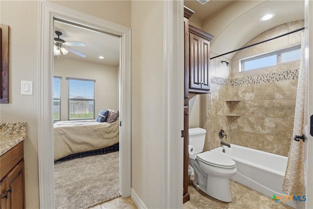 4572 Prairie Summit, Seguin, TX 78155