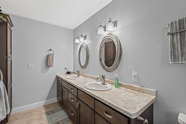 1050 Mihill AVENUE, Fond Du Lac, WI 54935