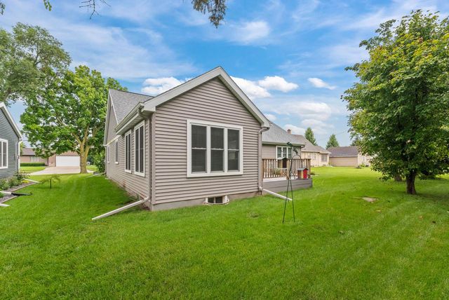 1050 Mihill AVENUE, Fond Du Lac, WI 54935