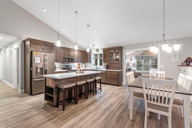 1050 Mihill AVENUE, Fond Du Lac, WI 54935