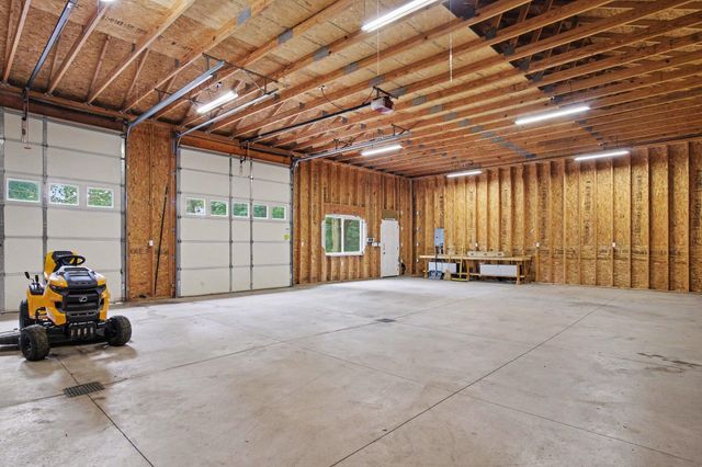 5171 Bancroft Avenue SE, Lowell, MI 49331