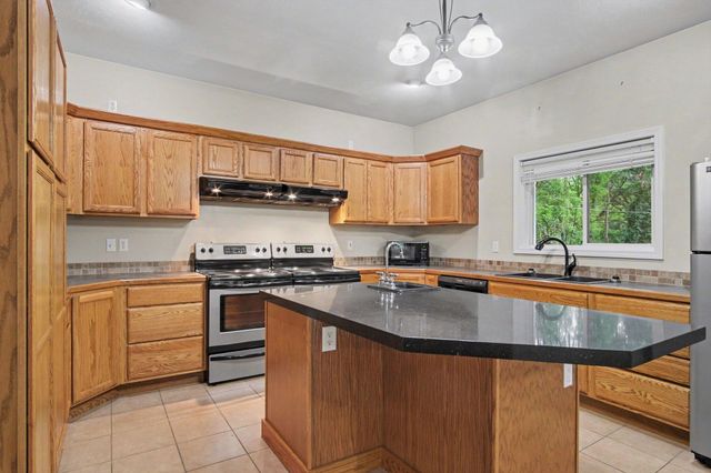 5171 Bancroft Avenue SE, Lowell, MI 49331