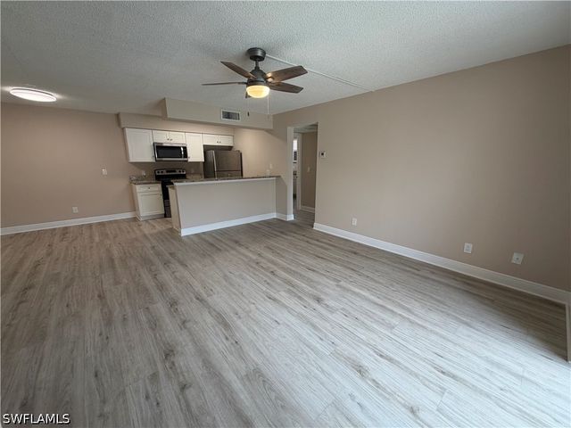 5315 Summerlin RD 1504, Fort Myers, FL 33919