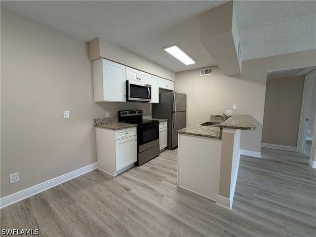 5315 Summerlin RD 1504, Fort Myers, FL 33919