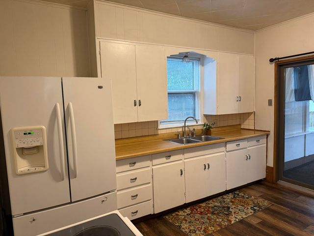 169 W 17th Street, Holland, MI 49423