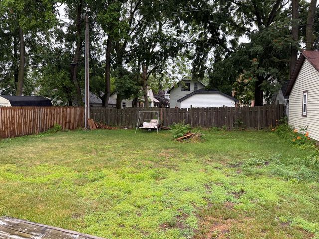 169 W 17th Street, Holland, MI 49423