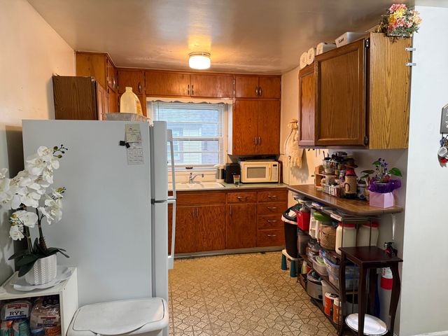 169 W 17th Street, Holland, MI 49423