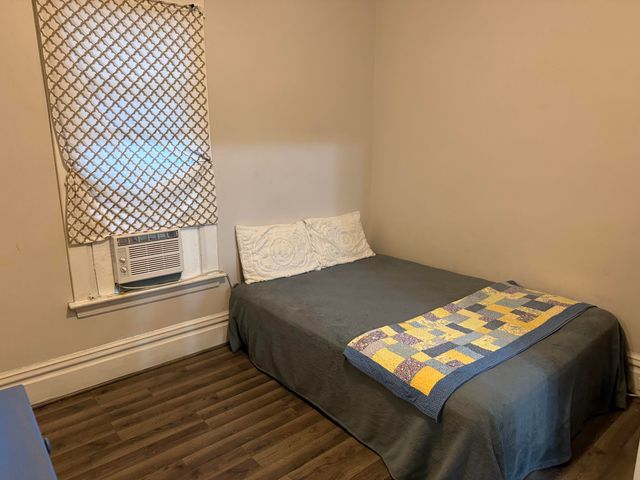 169 W 17th Street, Holland, MI 49423