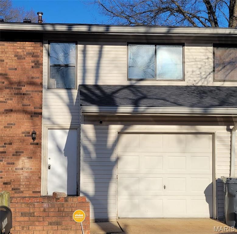 12435 Sea Lane Drive, Florissant, MO 63033