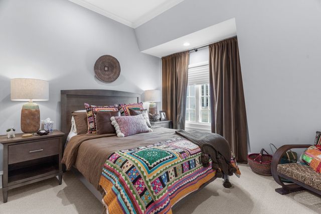 2222 Worthington Street, Dallas, TX 75204